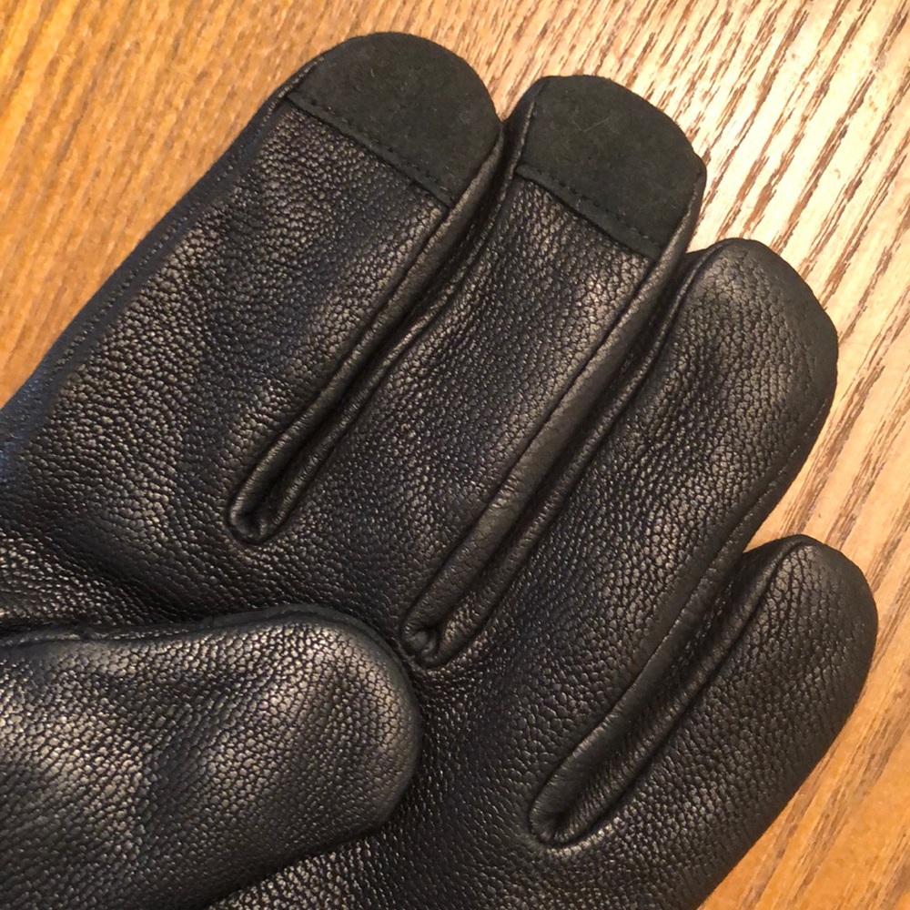 Calvin Klein Men’s leather gloves Medium NWT - Picture 3 of 5